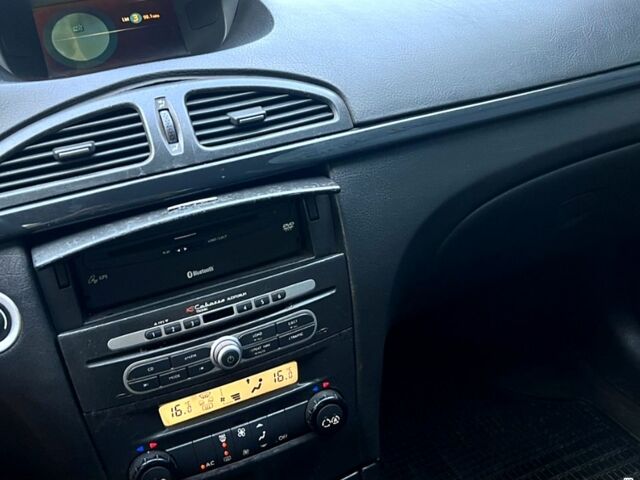 Рено Лагуна, об'ємом двигуна 2.2 л та пробігом 300 тис. км за 3924 $, фото 1 на Automoto.ua