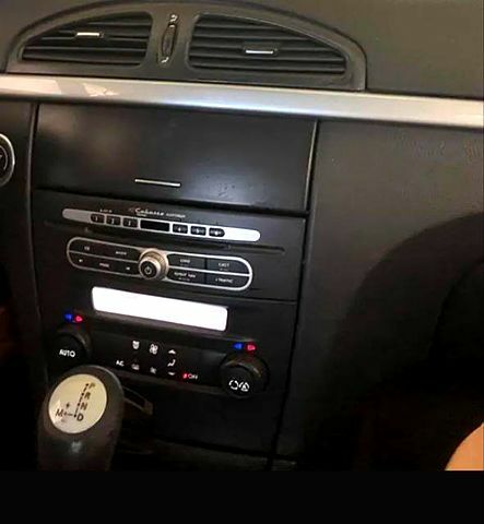 Рено Лагуна, объемом двигателя 2.2 л и пробегом 350 тыс. км за 4500 $, фото 2 на Automoto.ua