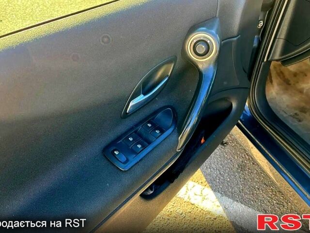 Рено Лагуна, об'ємом двигуна 2.2 л та пробігом 300 тис. км за 3924 $, фото 4 на Automoto.ua