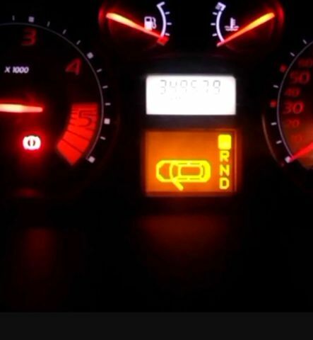 Рено Лагуна, об'ємом двигуна 2.2 л та пробігом 300 тис. км за 3924 $, фото 8 на Automoto.ua