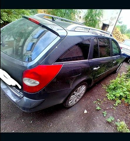Рено Лагуна, объемом двигателя 2.2 л и пробегом 349 тыс. км за 4600 $, фото 6 на Automoto.ua
