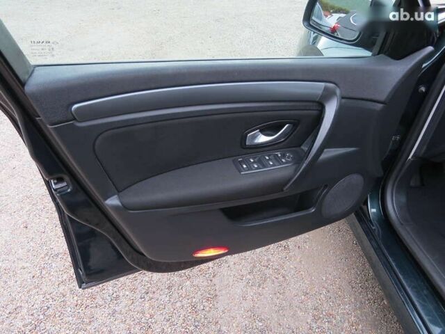 Рено Лагуна, об'ємом двигуна 2 л та пробігом 163 тис. км за 6600 $, фото 6 на Automoto.ua