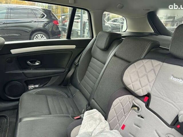 Рено Лагуна, объемом двигателя 1.5 л и пробегом 292 тыс. км за 4700 $, фото 10 на Automoto.ua