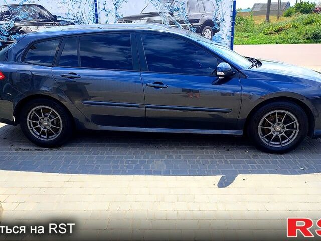 Рено Лагуна, объемом двигателя 1.5 л и пробегом 280 тыс. км за 6200 $, фото 2 на Automoto.ua