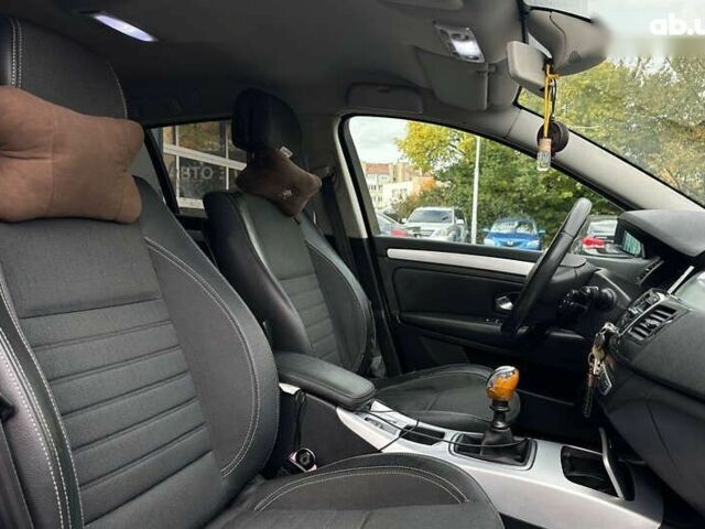 Рено Лагуна, объемом двигателя 1.5 л и пробегом 292 тыс. км за 4700 $, фото 17 на Automoto.ua