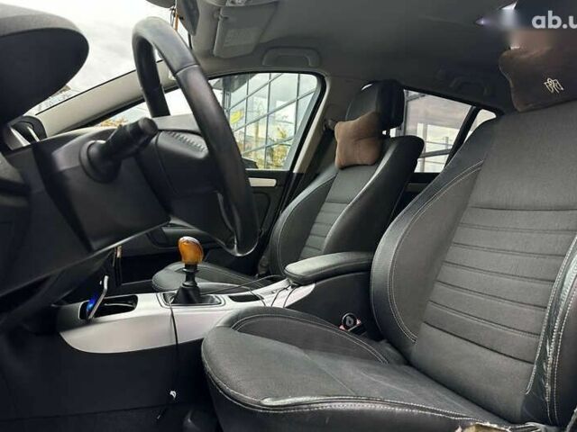 Рено Лагуна, объемом двигателя 1.5 л и пробегом 300 тыс. км за 4500 $, фото 9 на Automoto.ua