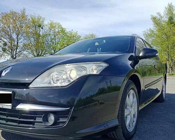 Рено Лагуна, об'ємом двигуна 2 л та пробігом 238 тис. км за 6988 $, фото 4 на Automoto.ua