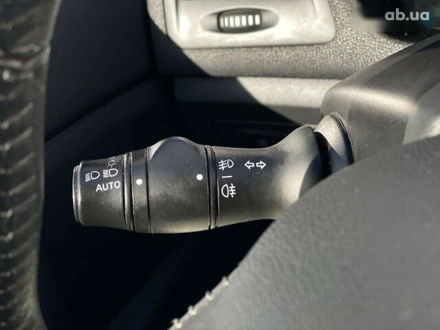 Рено Лагуна, объемом двигателя 1.5 л и пробегом 219 тыс. км за 5950 $, фото 20 на Automoto.ua