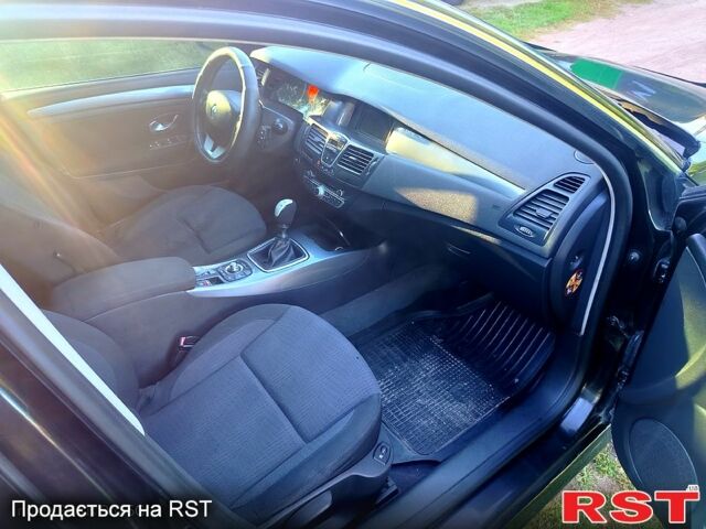 Рено Лагуна, об'ємом двигуна 1.5 л та пробігом 0 тис. км за 7100 $, фото 3 на Automoto.ua