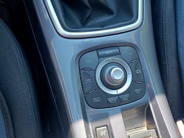 Рено Лагуна, объемом двигателя 1.5 л и пробегом 215 тыс. км за 6200 $, фото 5 на Automoto.ua