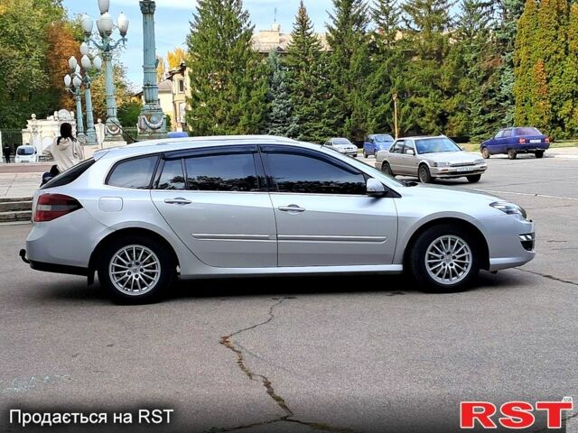 Рено Лагуна, объемом двигателя 1.5 л и пробегом 178 тыс. км за 7500 $, фото 2 на Automoto.ua