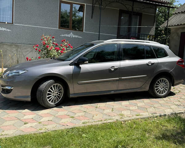 Рено Лагуна, объемом двигателя 1.5 л и пробегом 370 тыс. км за 7000 $, фото 5 на Automoto.ua