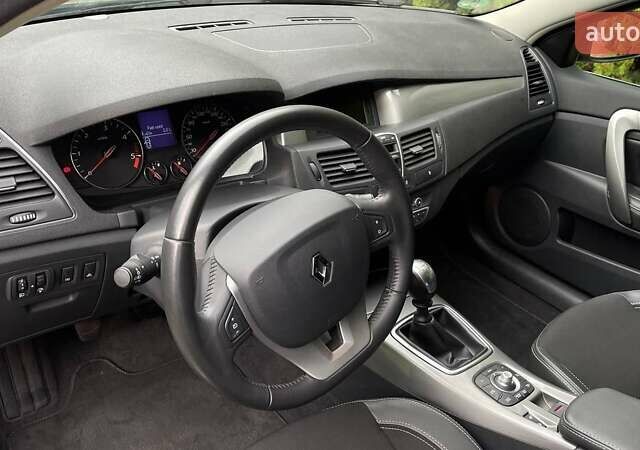 Рено Лагуна, об'ємом двигуна 2 л та пробігом 176 тис. км за 8900 $, фото 8 на Automoto.ua