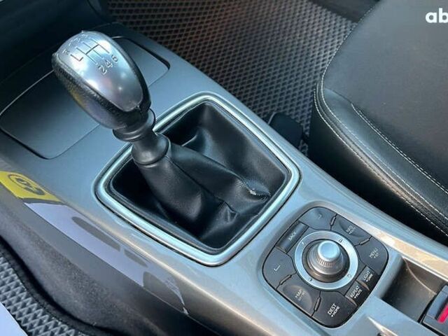 Рено Лагуна, объемом двигателя 1.5 л и пробегом 238 тыс. км за 7800 $, фото 12 на Automoto.ua