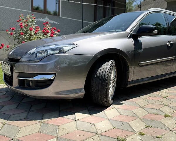 Рено Лагуна, объемом двигателя 1.5 л и пробегом 370 тыс. км за 7000 $, фото 3 на Automoto.ua