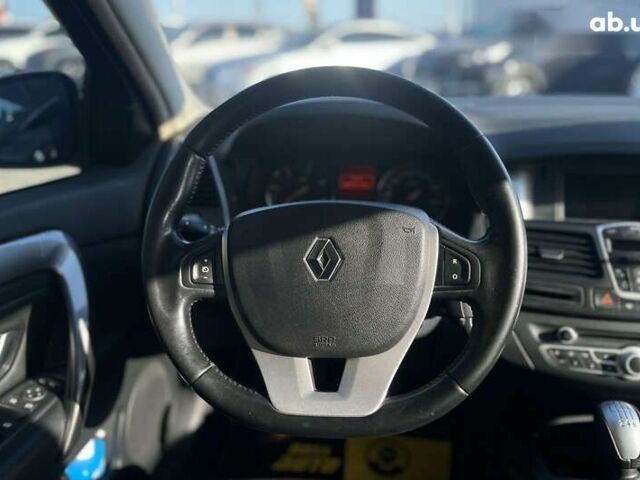 Рено Лагуна, об'ємом двигуна 2 л та пробігом 210 тис. км за 8700 $, фото 10 на Automoto.ua