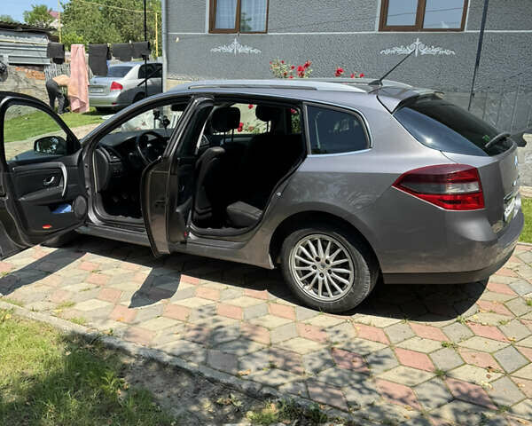 Рено Лагуна, объемом двигателя 1.5 л и пробегом 370 тыс. км за 7000 $, фото 39 на Automoto.ua