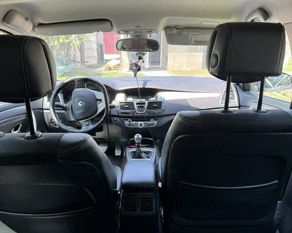 Рено Лагуна, объемом двигателя 1.5 л и пробегом 370 тыс. км за 7000 $, фото 30 на Automoto.ua