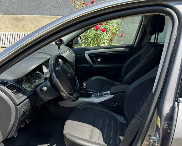 Рено Лагуна, объемом двигателя 1.5 л и пробегом 370 тыс. км за 7000 $, фото 34 на Automoto.ua