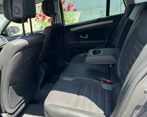 Рено Лагуна, объемом двигателя 1.5 л и пробегом 370 тыс. км за 7000 $, фото 32 на Automoto.ua