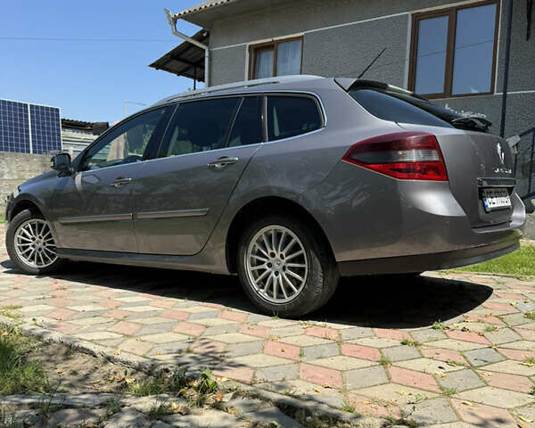 Рено Лагуна, объемом двигателя 1.5 л и пробегом 370 тыс. км за 7000 $, фото 11 на Automoto.ua