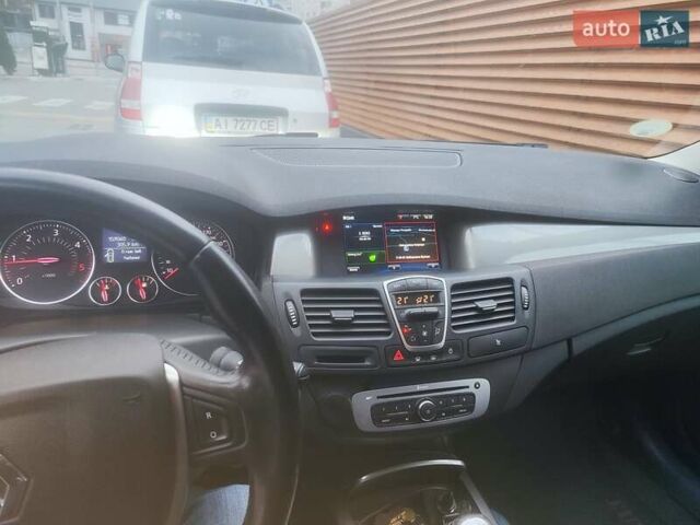 Рено Лагуна, объемом двигателя 1.5 л и пробегом 250 тыс. км за 8900 $, фото 10 на Automoto.ua