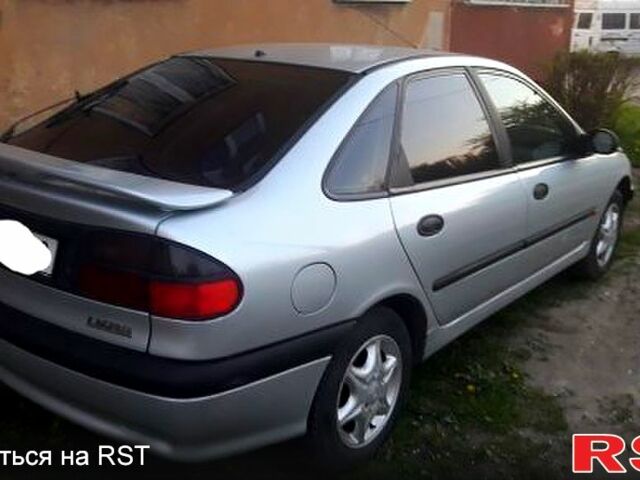 Рено Лагуна, объемом двигателя 2.2 л и пробегом 0 тыс. км за 800 $, фото 2 на Automoto.ua