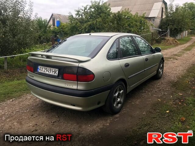 Рено Лагуна, объемом двигателя 2 л и пробегом 185 тыс. км за 3500 $, фото 3 на Automoto.ua