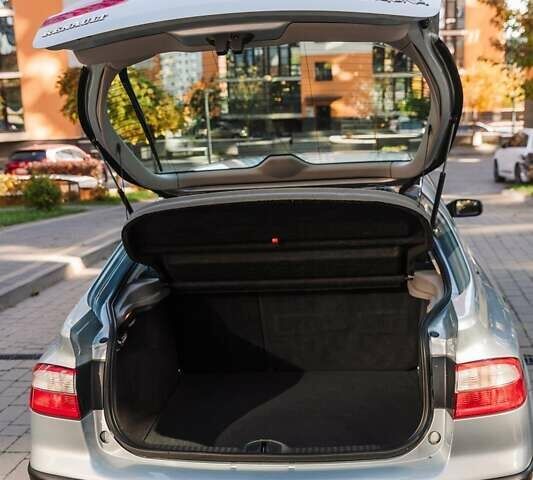 Рено Лагуна, об'ємом двигуна 1.6 л та пробігом 210 тис. км за 2000 $, фото 16 на Automoto.ua