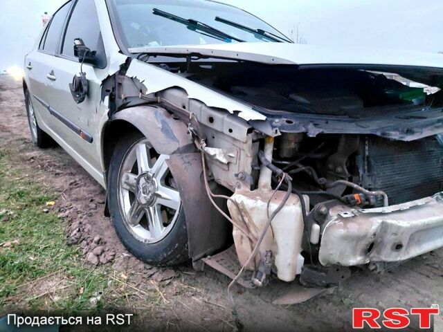 Рено Лагуна, объемом двигателя 2 л и пробегом 200 тыс. км за 1000 $, фото 2 на Automoto.ua