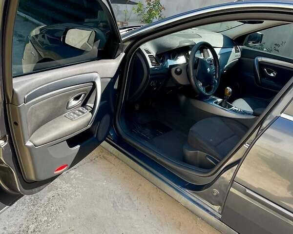 Рено Лагуна, объемом двигателя 1.46 л и пробегом 298 тыс. км за 5400 $, фото 3 на Automoto.ua