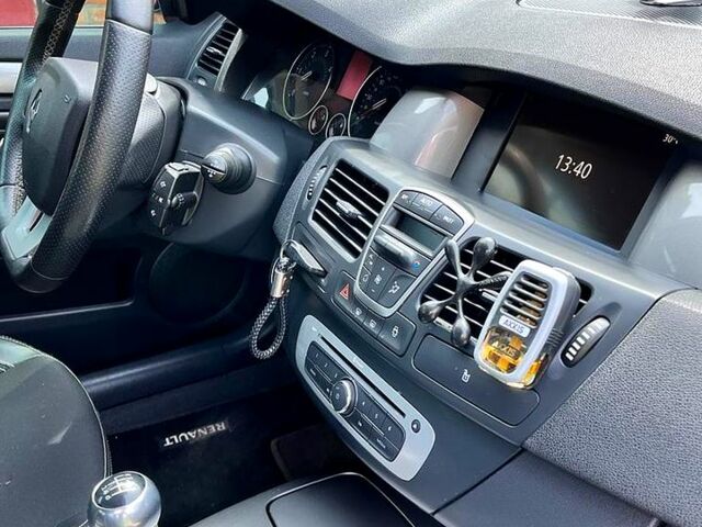 Рено Лагуна, объемом двигателя 15 л и пробегом 180 тыс. км за 7300 $, фото 10 на Automoto.ua