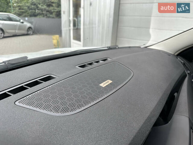 Рено Лагуна, объемом двигателя 2 л и пробегом 270 тыс. км за 7500 $, фото 3 на Automoto.ua