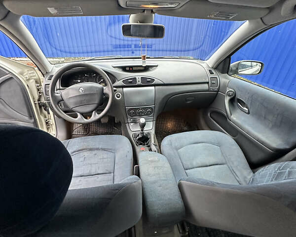 Желтый Рено Лагуна, объемом двигателя 1.9 л и пробегом 305 тыс. км за 2800 $, фото 13 на Automoto.ua