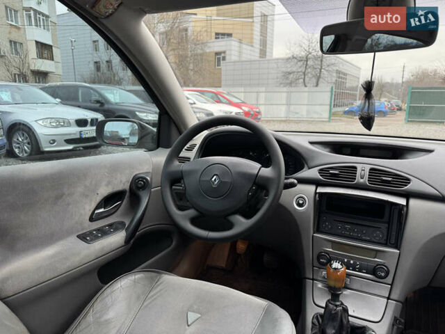 Жовтий Рено Лагуна, об'ємом двигуна 2.19 л та пробігом 330 тис. км за 3800 $, фото 16 на Automoto.ua