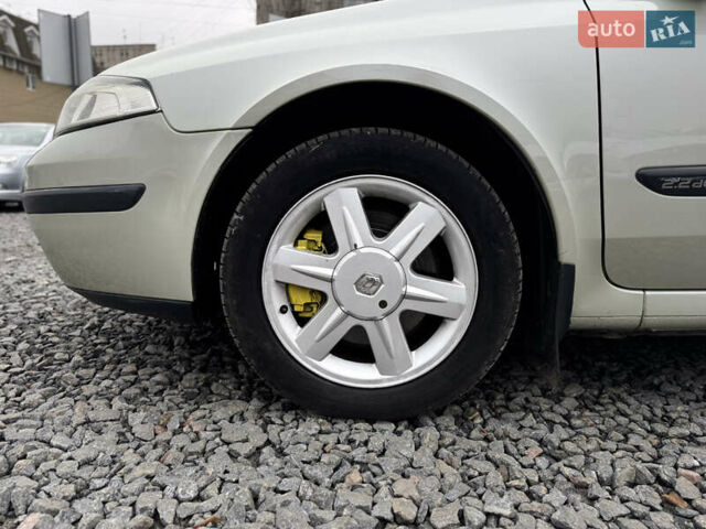 Жовтий Рено Лагуна, об'ємом двигуна 2.19 л та пробігом 330 тис. км за 3800 $, фото 12 на Automoto.ua
