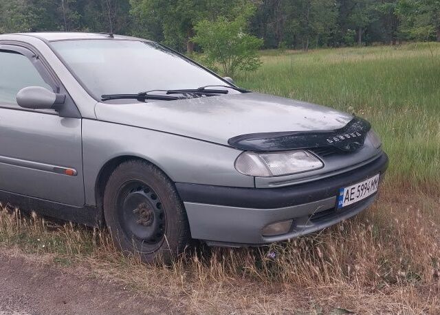 Серый Рено Лагуна, объемом двигателя 2.9 л и пробегом 450 тыс. км за 2500 $, фото 1 на Automoto.ua