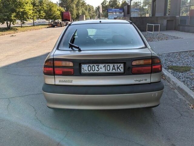 Сірий Рено Лагуна, об'ємом двигуна 1.6 л та пробігом 400 тис. км за 1604 $, фото 4 на Automoto.ua
