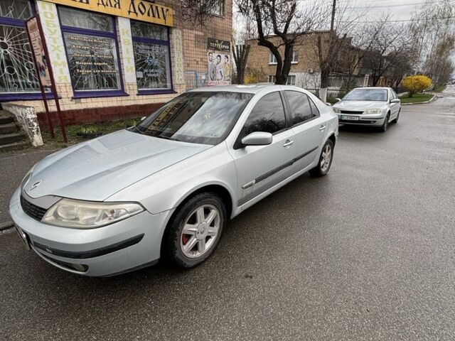 Серый Рено Лагуна, объемом двигателя 1.9 л и пробегом 338 тыс. км за 3300 $, фото 2 на Automoto.ua