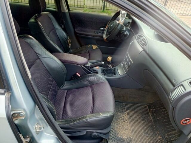 Сірий Рено Лагуна, об'ємом двигуна 1.9 л та пробігом 250 тис. км за 2600 $, фото 6 на Automoto.ua