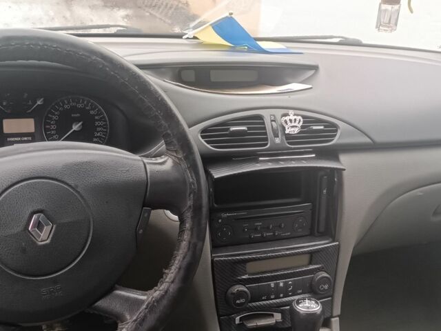 Серый Рено Лагуна, объемом двигателя 1.8 л и пробегом 1 тыс. км за 3500 $, фото 7 на Automoto.ua