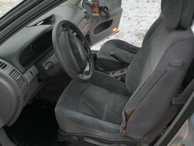 Сірий Рено Лагуна, об'ємом двигуна 1.9 л та пробігом 371 тис. км за 3190 $, фото 18 на Automoto.ua