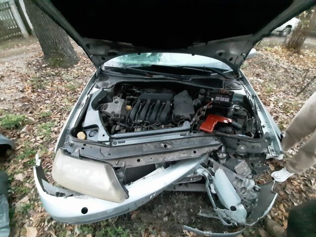 Серый Рено Лагуна, объемом двигателя 0 л и пробегом 324 тыс. км за 1200 $, фото 4 на Automoto.ua