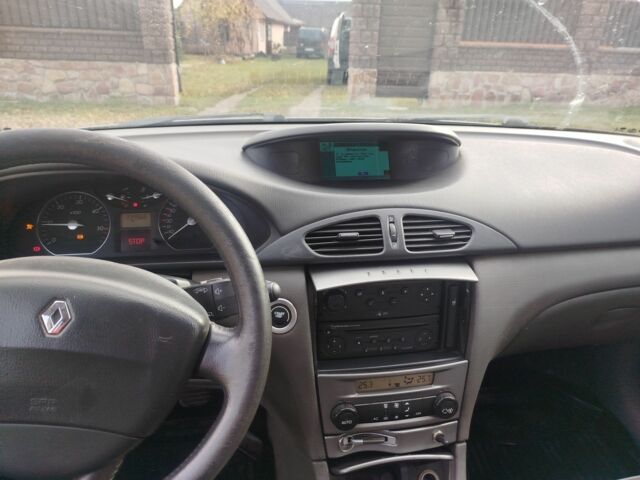 Серый Рено Лагуна, объемом двигателя 1.9 л и пробегом 345 тыс. км за 2000 $, фото 7 на Automoto.ua