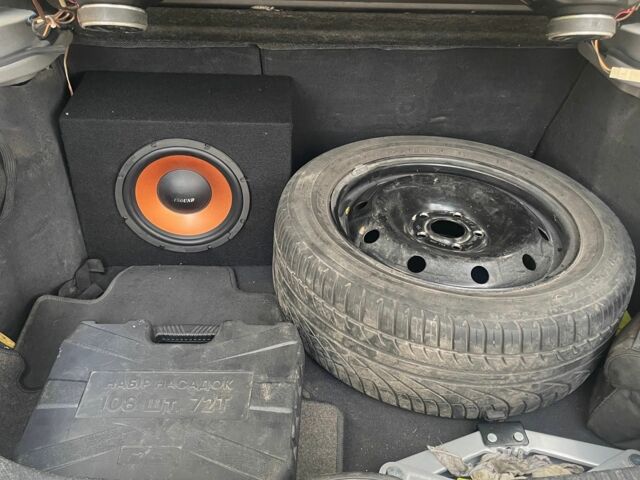 Сірий Рено Лагуна, об'ємом двигуна 1.8 л та пробігом 400 тис. км за 3466 $, фото 4 на Automoto.ua