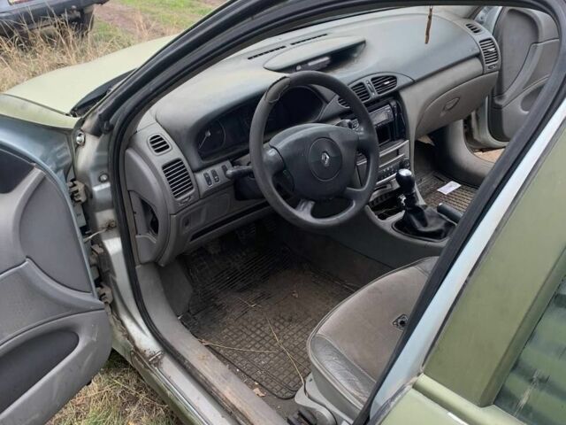 Серый Рено Лагуна, объемом двигателя 0 л и пробегом 300 тыс. км за 476 $, фото 3 на Automoto.ua