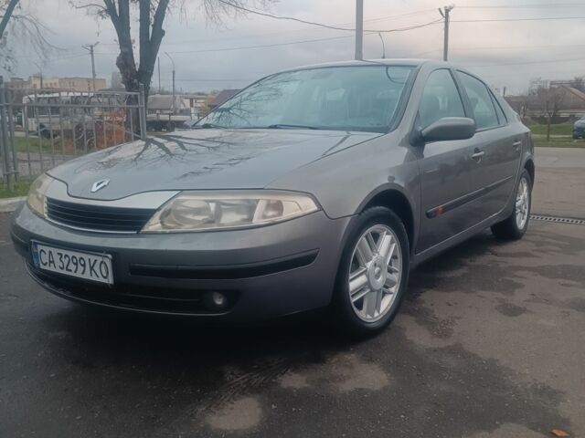 Серый Рено Лагуна, объемом двигателя 1.9 л и пробегом 357 тыс. км за 3300 $, фото 1 на Automoto.ua