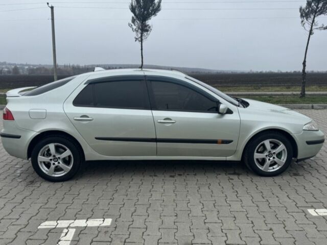 Серый Рено Лагуна, объемом двигателя 0 л и пробегом 238 тыс. км за 2999 $, фото 3 на Automoto.ua