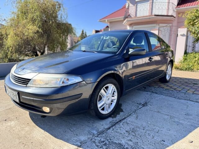 Сірий Рено Лагуна, об'ємом двигуна 2 л та пробігом 230 тис. км за 2200 $, фото 4 на Automoto.ua