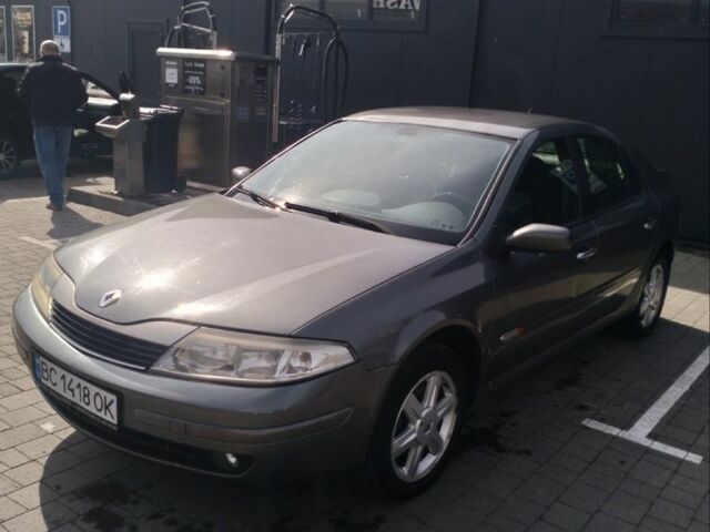 Серый Рено Лагуна, объемом двигателя 2.2 л и пробегом 370 тыс. км за 3000 $, фото 3 на Automoto.ua